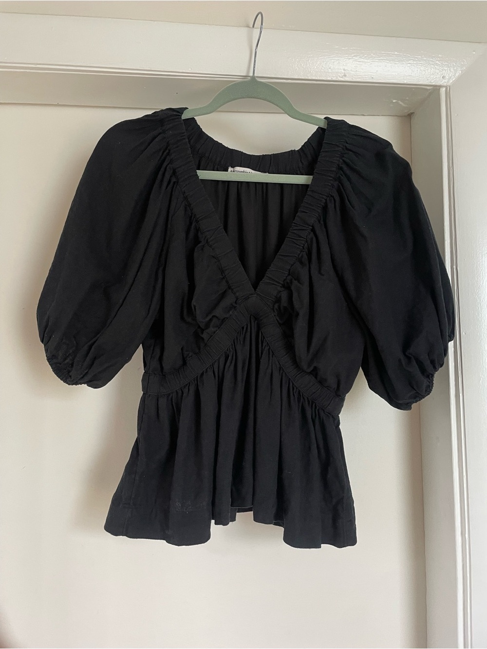 Abercrombie linen puff sleeve top